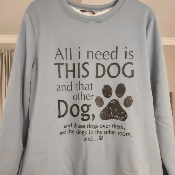 Fuzzy sweatshirt - Picture 1 of 6